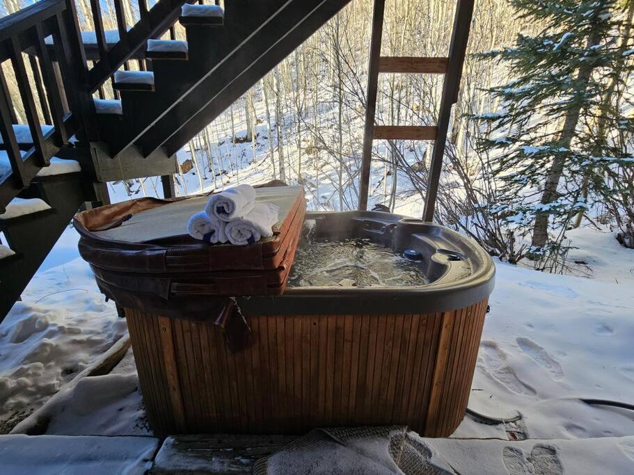 Private And Updated Breck Home With Hot Tub Брекенридж Экстерьер фото